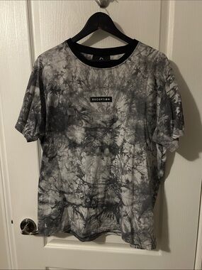 Deception Men’s Black & Gray Tie-Dye Short Sleeve Tee